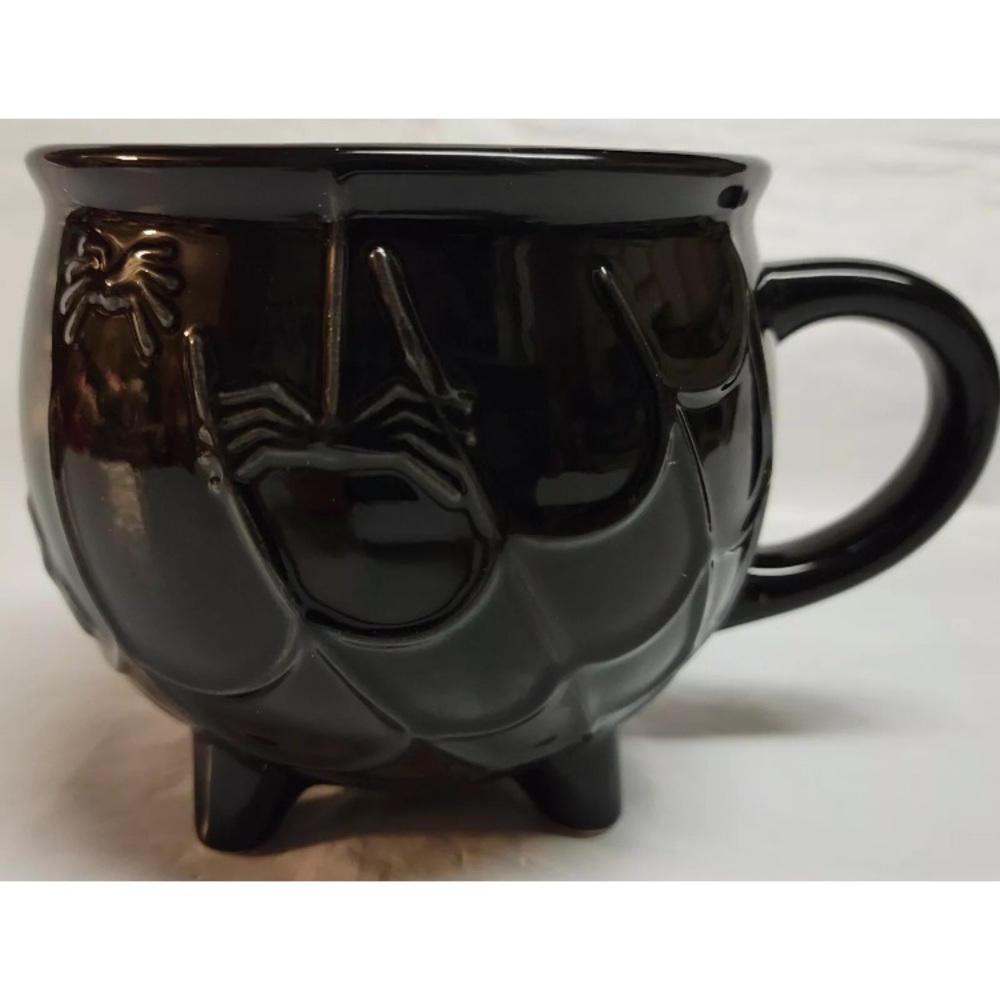 2021 Threshold Stoneware Cauldron Mug 12oz Target Halloween Spider Web Black